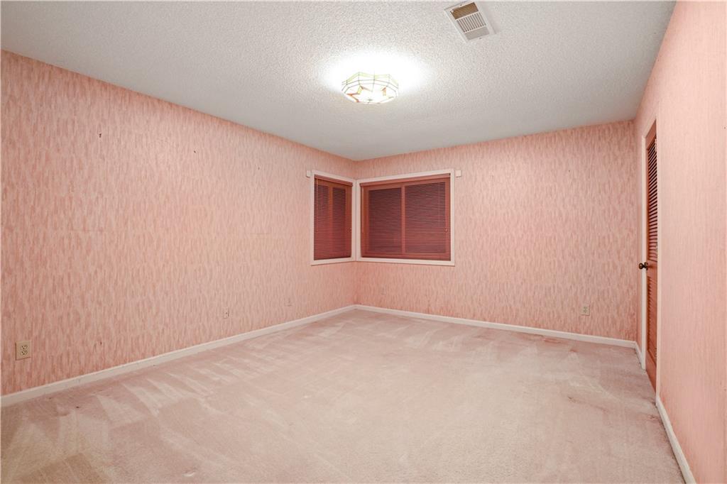 889 Fawn Way