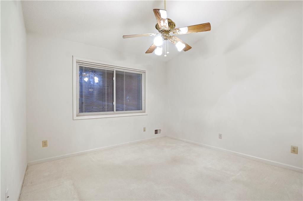 889 Fawn Way