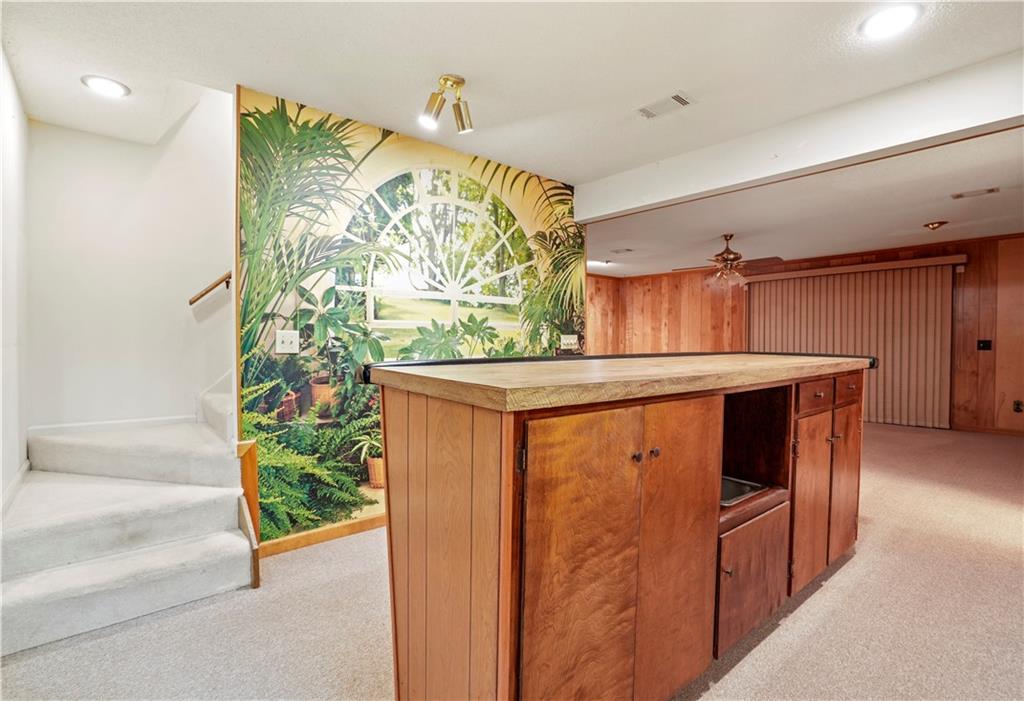 889 Fawn Way