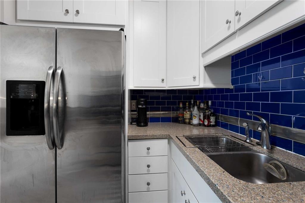 1421 Peachtree Street NE Unit 401