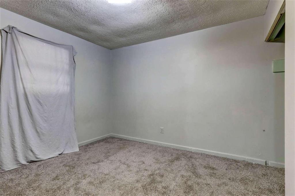 9003 Meadow Drive