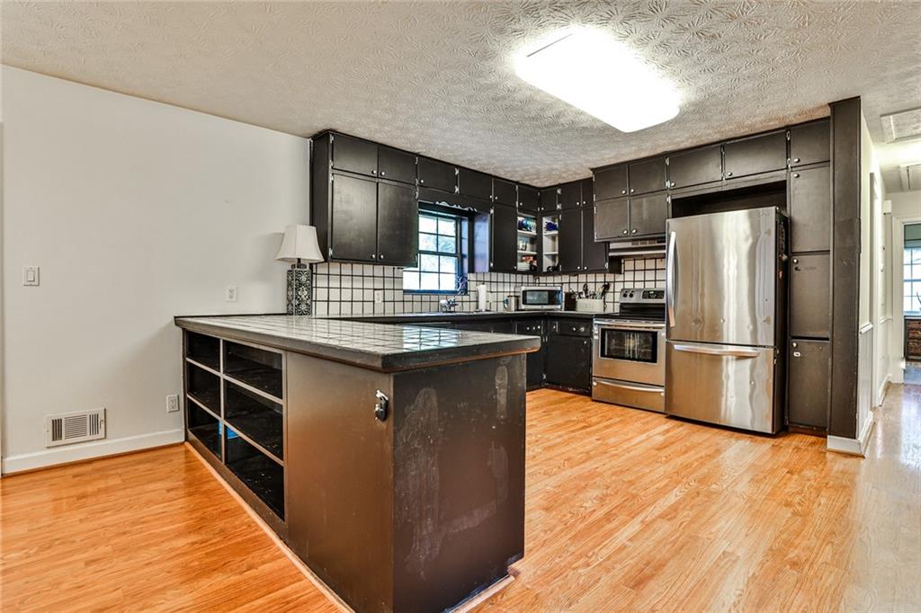 4126 Menlo Drive