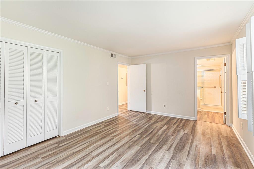 128 Amherst Place NW