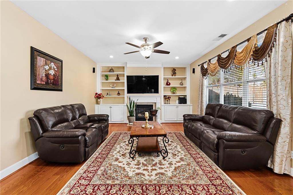 520 Waterhaven Lane