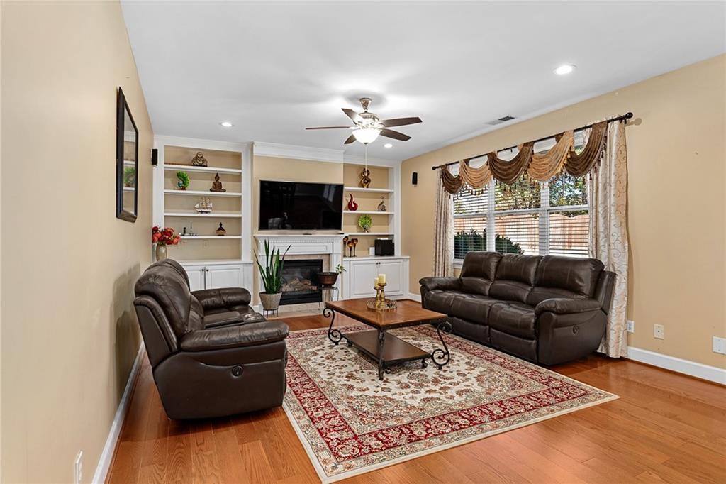 520 Waterhaven Lane