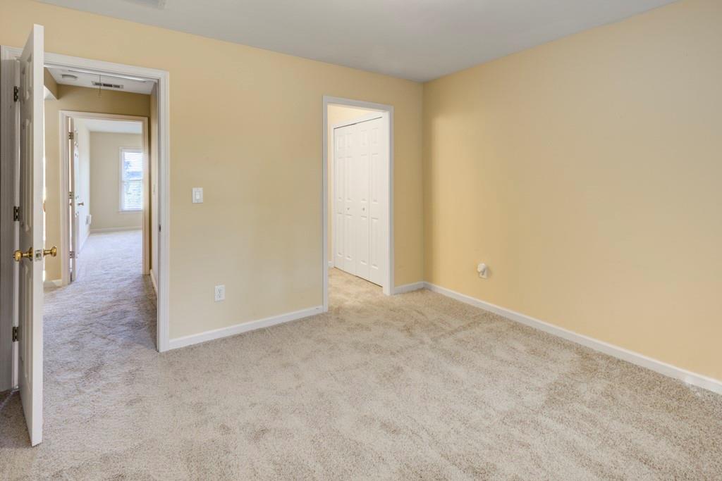 5125 Vinings Estates Way SE