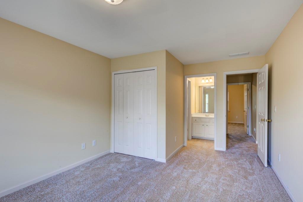 5125 Vinings Estates Way SE