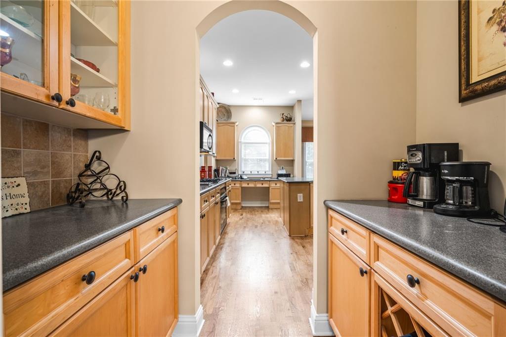 555 Stonebury Drive