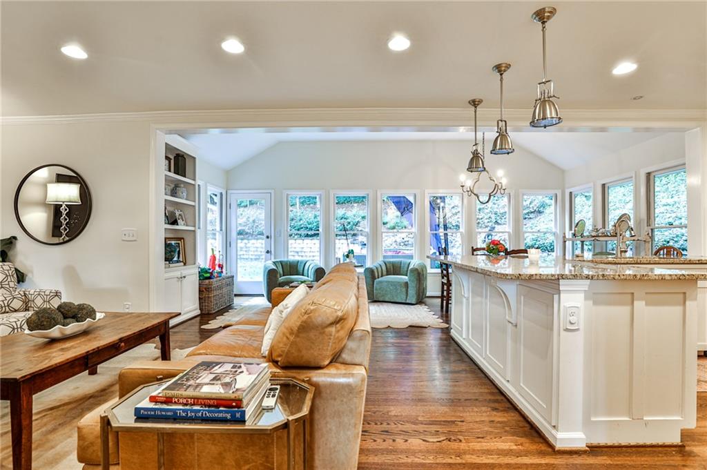 825 Starlight Drive