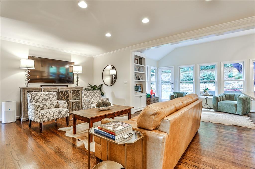 825 Starlight Drive