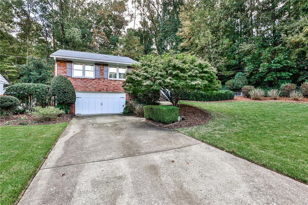 825 Starlight Drive