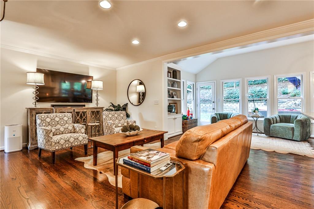 825 Starlight Drive