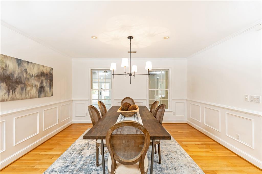 2830 W Roxboro Road NE