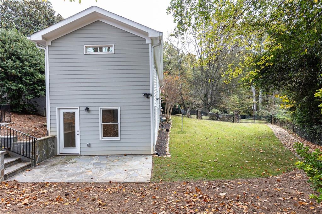 2830 W Roxboro Road NE