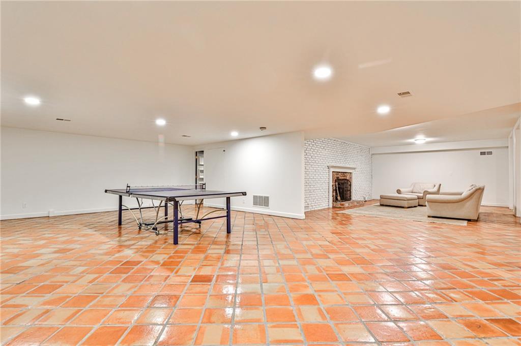 3385 Habersham Road
