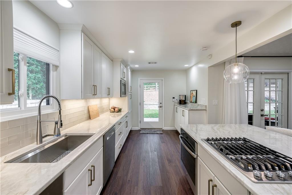 3935 Stanton Trail
