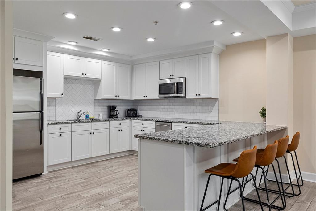 1202 Westchester Ridge NE Unit 1202