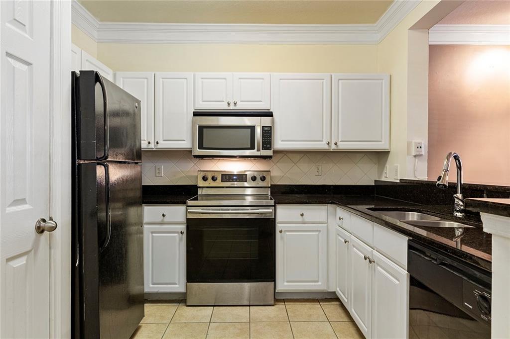 1202 Westchester Ridge NE Unit 1202