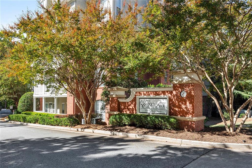 1202 Westchester Ridge NE Unit 1202