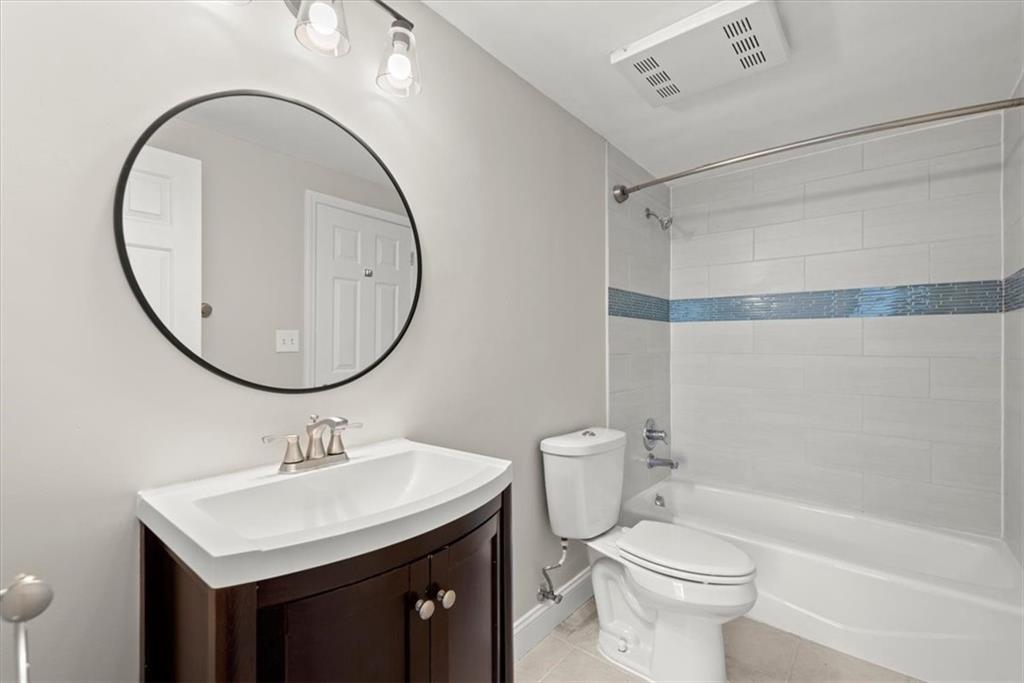 3481 Lakeside Drive NE Unit 901