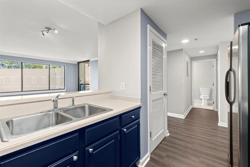 3481 Lakeside Drive NE Unit 901