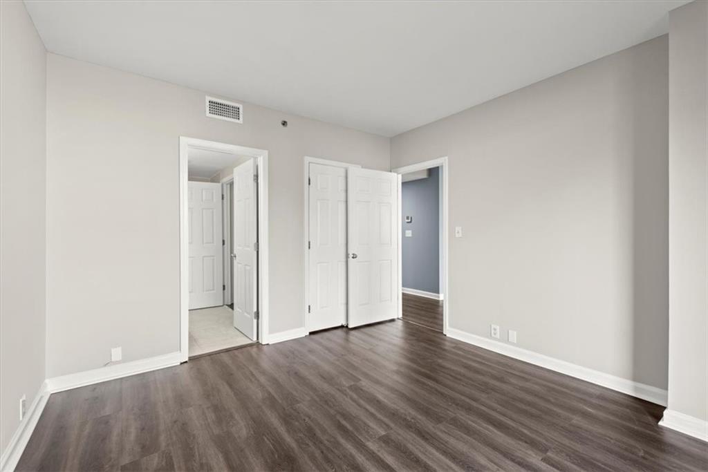 3481 Lakeside Drive NE Unit 901