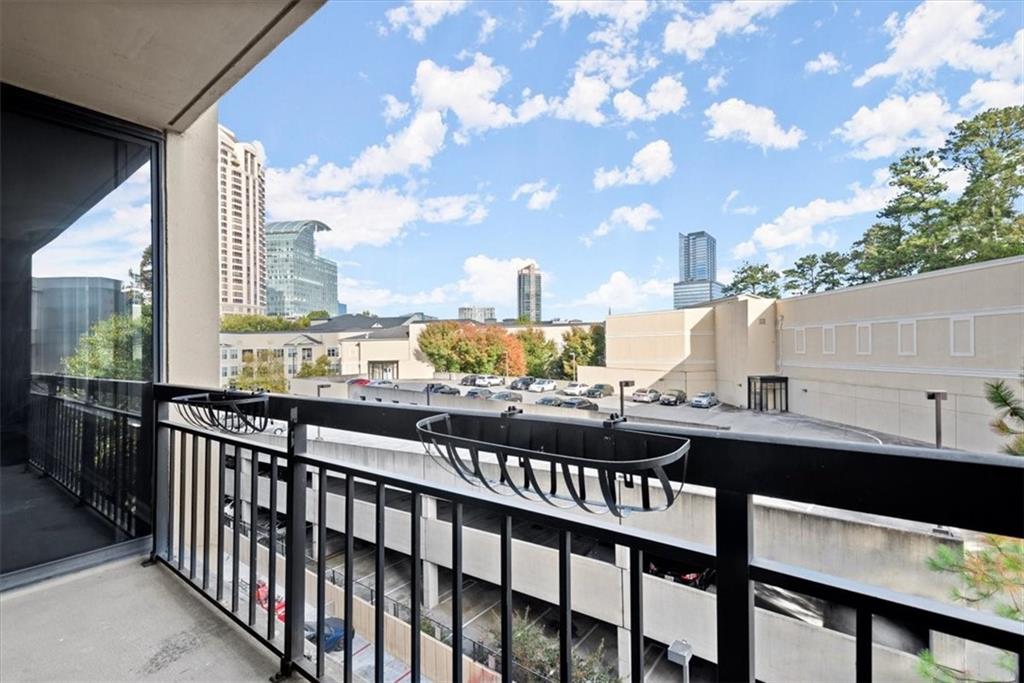 3481 Lakeside Drive NE Unit 901