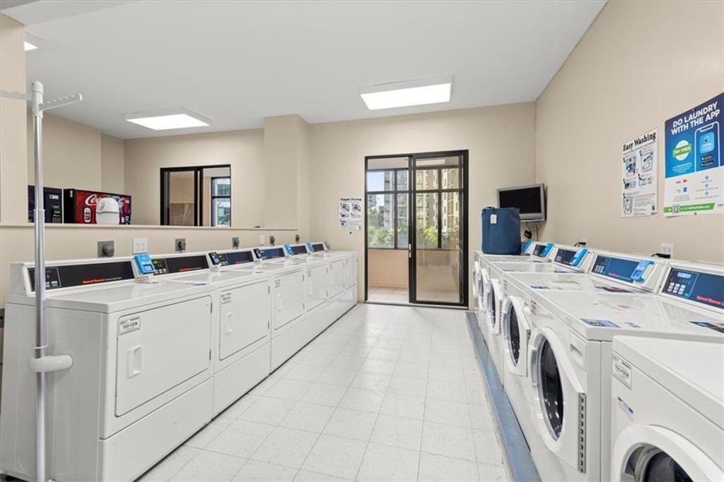 3481 Lakeside Drive NE Unit 901