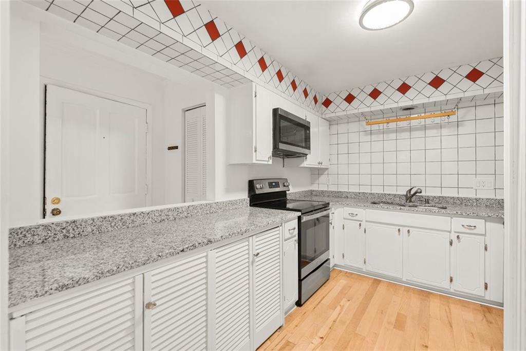 27 Cantey Place NW