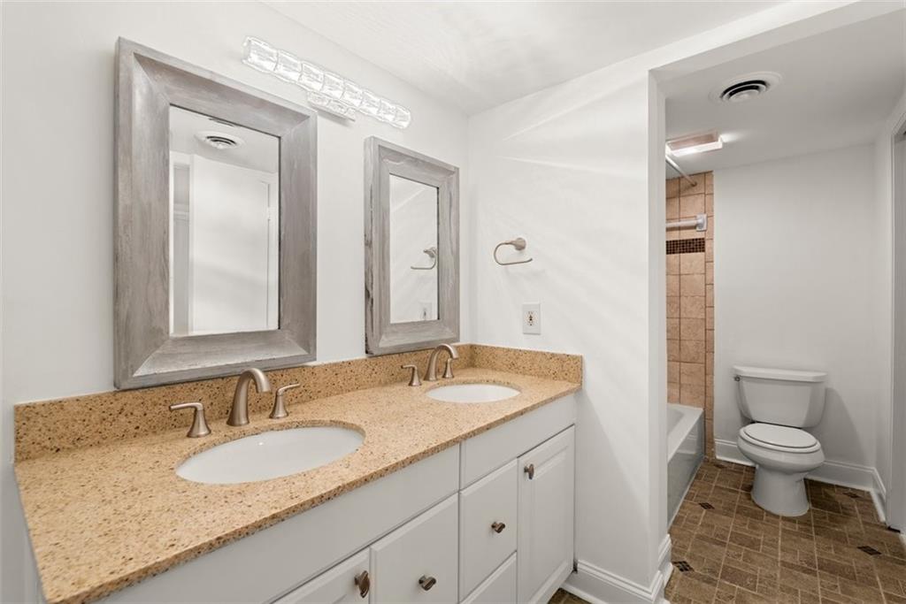 27 Cantey Place NW