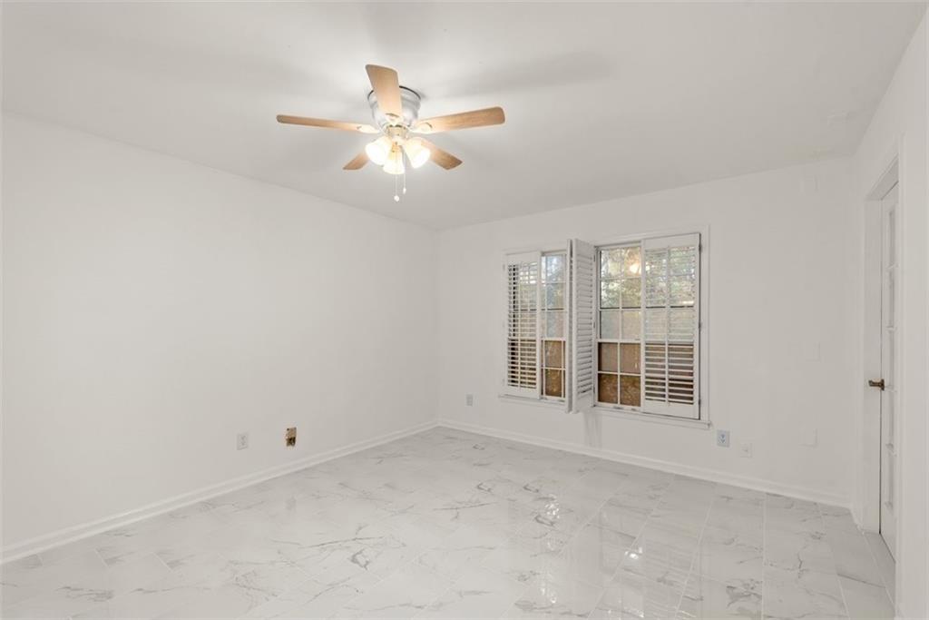 27 Cantey Place NW