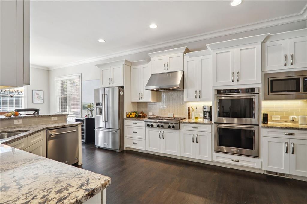 2492 Ellijay Drive NE