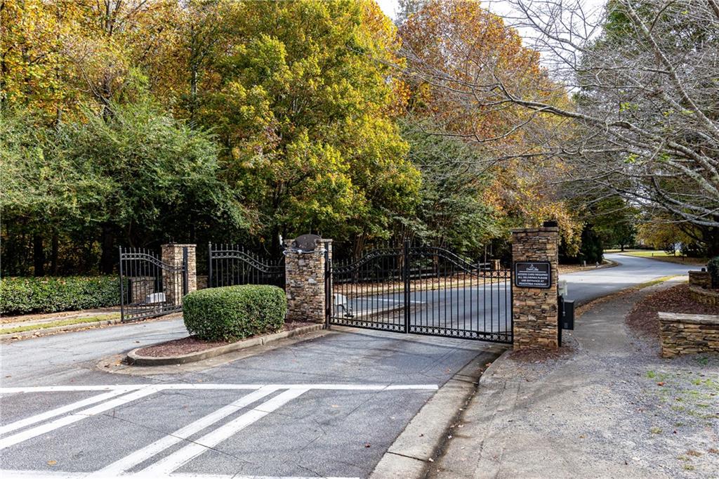 6315 Deerwoods Trail