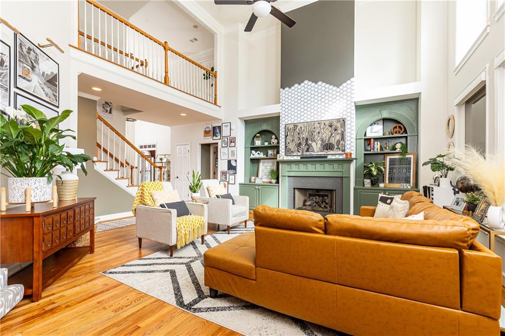 6315 Deerwoods Trail