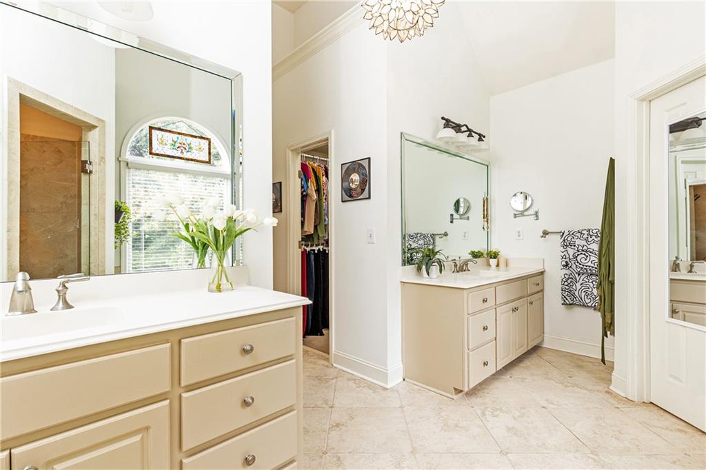 6315 Deerwoods Trail