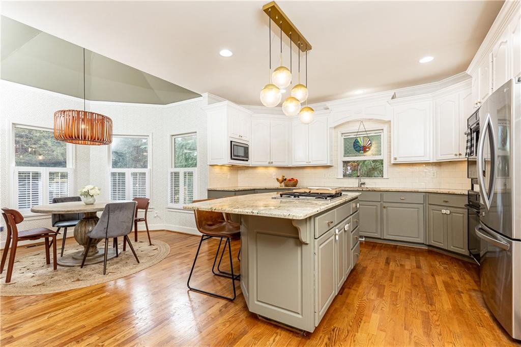 6315 Deerwoods Trail