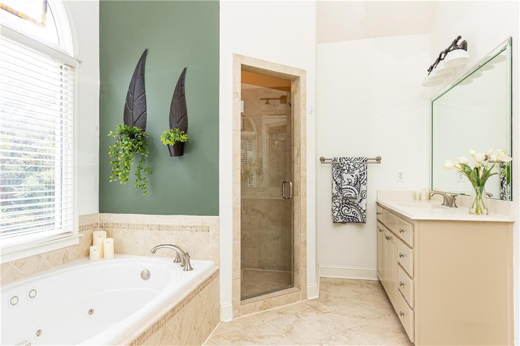 6315 Deerwoods Trail