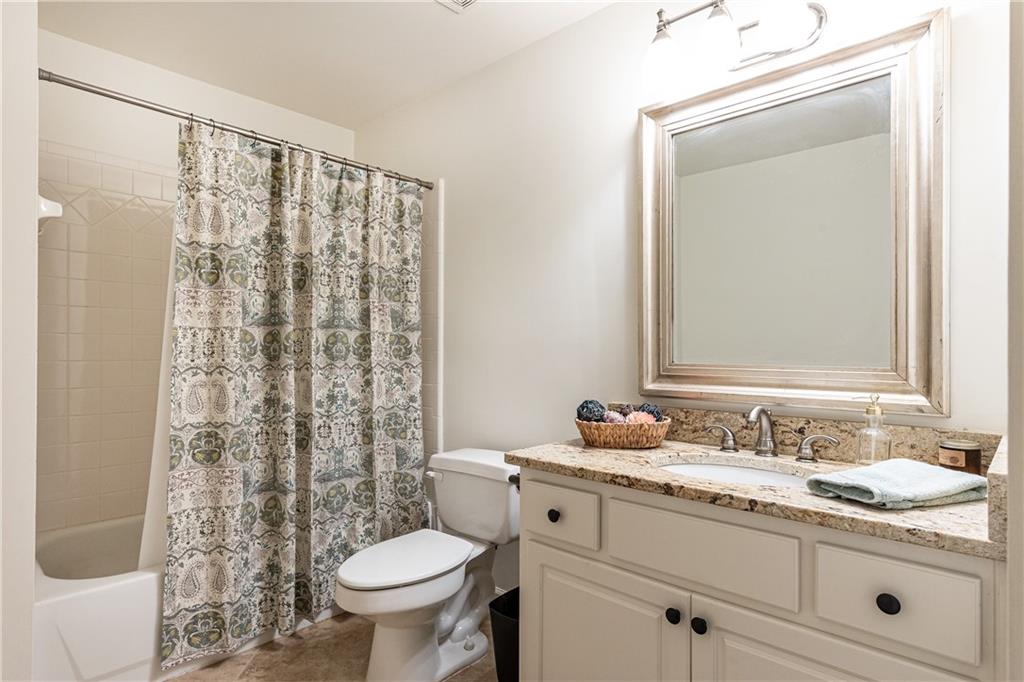 6315 Deerwoods Trail