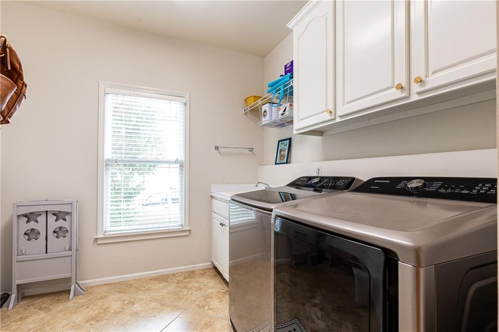 6315 Deerwoods Trail