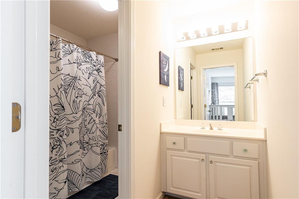 6315 Deerwoods Trail