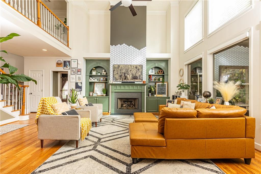 6315 Deerwoods Trail