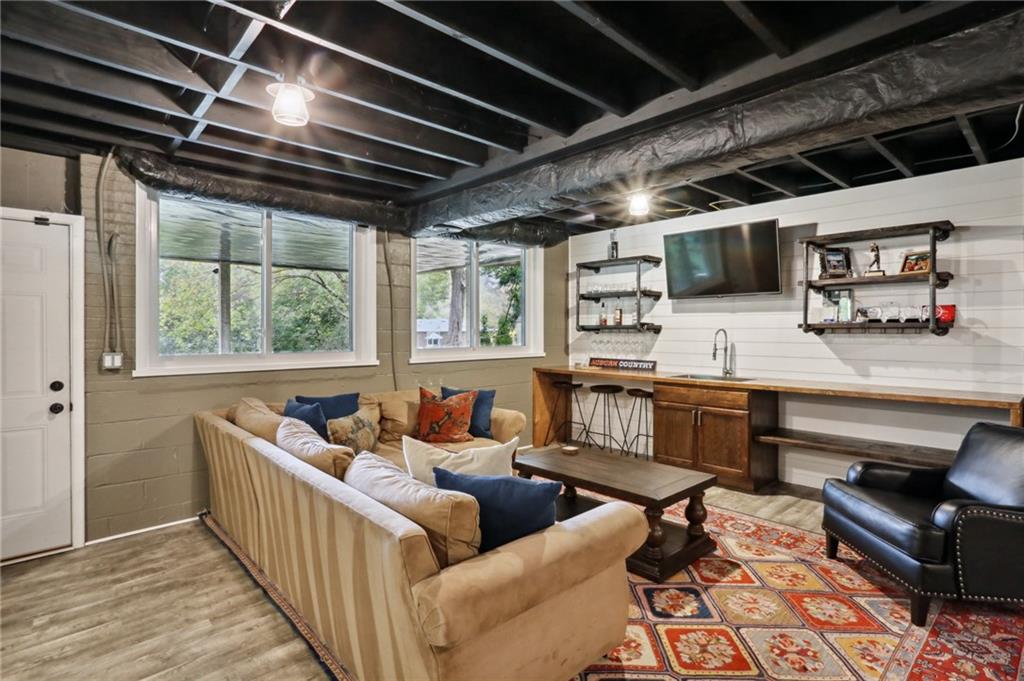 6825 Sunny Brook Lane