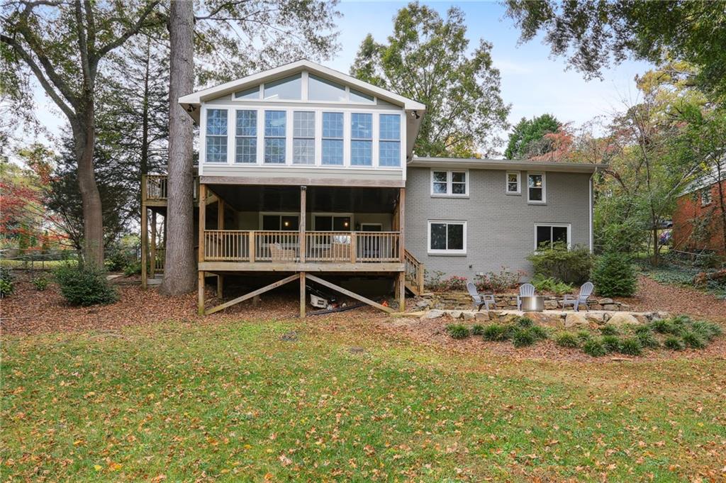 6825 Sunny Brook Lane