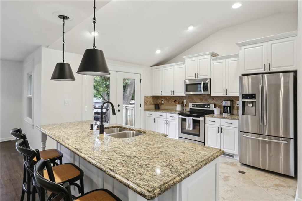 6825 Sunny Brook Lane