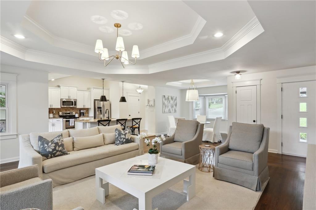 6825 Sunny Brook Lane