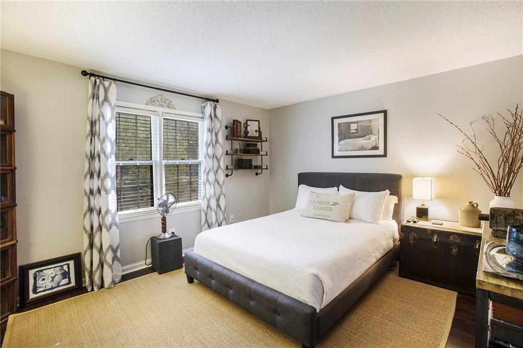 103 De Arc Place NW