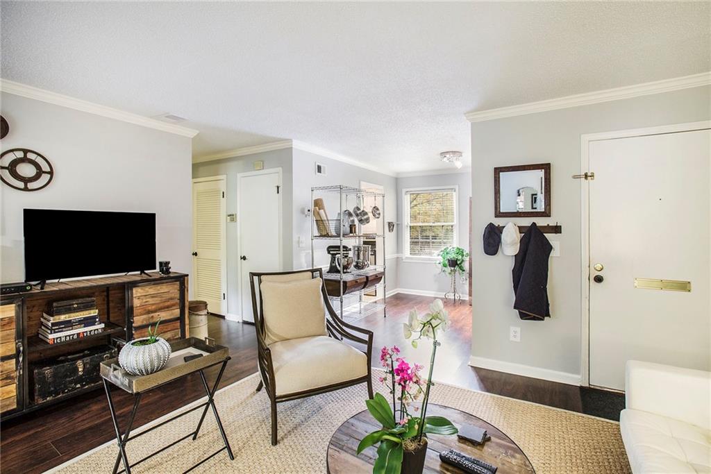 103 De Arc Place NW
