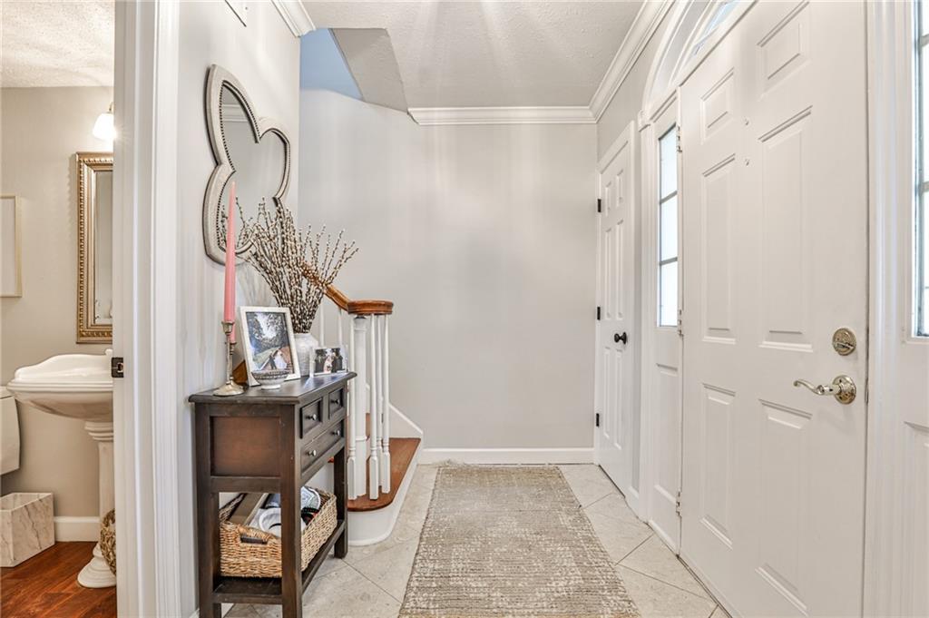 2 Pendleton Place NE