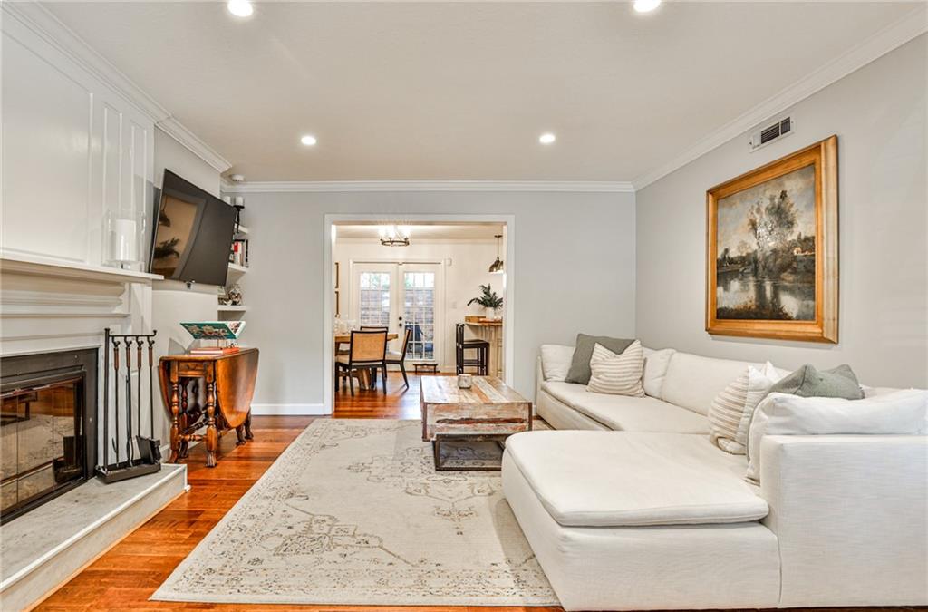 2 Pendleton Place NE
