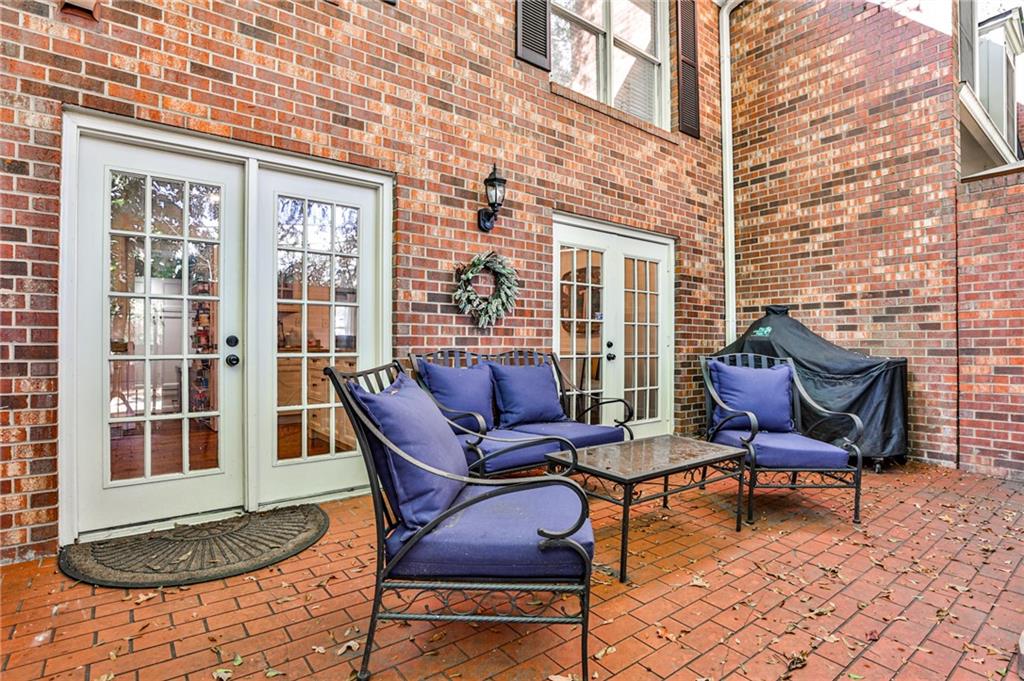 2 Pendleton Place NE